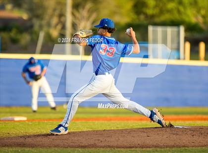 Thumbnail 3 in King @ Sumner (Saladino) photogallery.