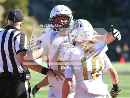 Thumbnail 2 in Bishop's vs. Christian (CIF SDS Division 3 Final) photogallery.