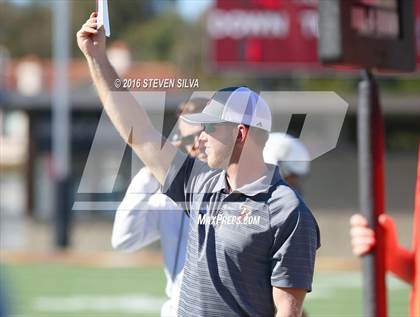 Thumbnail 2 in Bishop's vs. Christian (CIF SDS Division 3 Final) photogallery.
