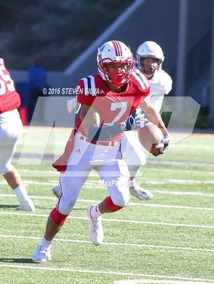 Thumbnail 2 in Bishop's vs. Christian (CIF SDS Division 3 Final) photogallery.