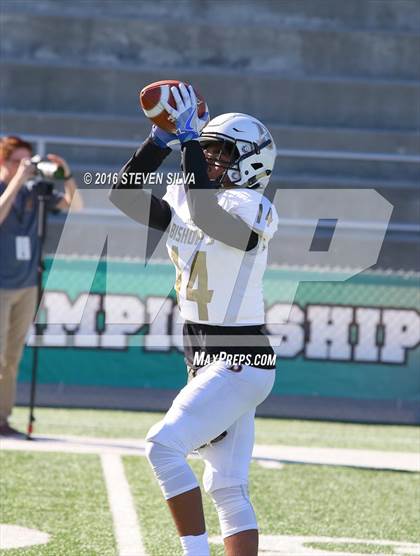 Thumbnail 2 in Bishop's vs. Christian (CIF SDS Division 3 Final) photogallery.