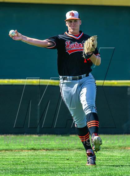 Thumbnail 3 in Edison vs. Huntington Beach photogallery.