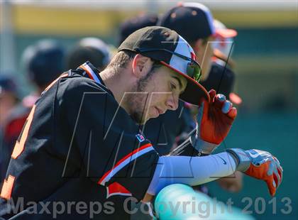 Thumbnail 2 in Edison vs. Huntington Beach photogallery.