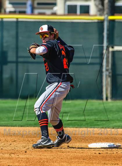 Thumbnail 1 in Edison vs. Huntington Beach photogallery.