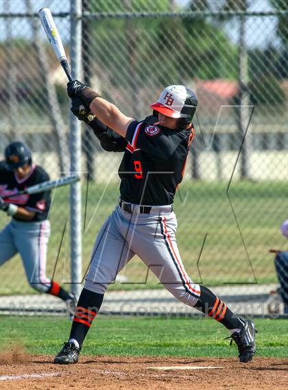 Thumbnail 2 in Edison vs. Huntington Beach photogallery.
