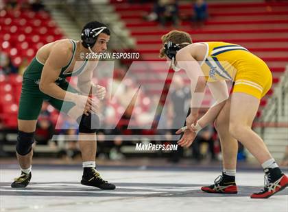 Thumbnail 2 in NYSPHSAA Section XI State Qualifier D1 (Semifinals and Finals) photogallery.