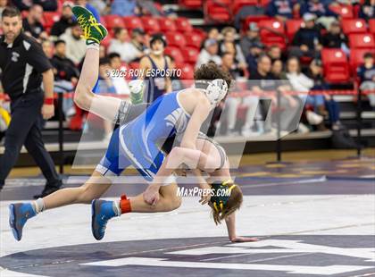 Thumbnail 2 in NYSPHSAA Section XI State Qualifier D1 (Semifinals and Finals) photogallery.