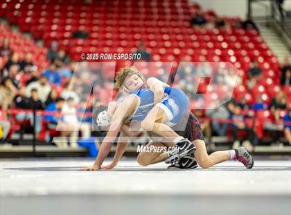 Thumbnail 1 in NYSPHSAA Section XI State Qualifier D1 (Semifinals and Finals) photogallery.