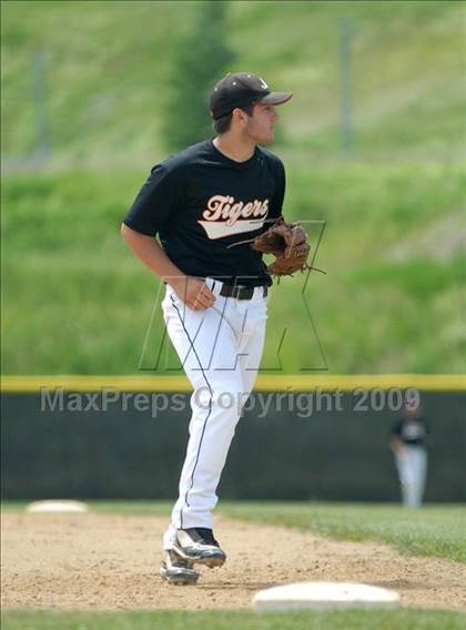 Thumbnail 2 in Mexico vs. Aquinas (NYSPHSAA Class A Semifinal) photogallery.