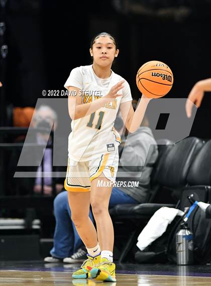 Thumbnail 2 in Vanden vs. Lincoln (CIF SJS D3 Final) photogallery.