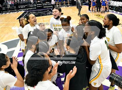 Thumbnail 1 in Vanden vs. Lincoln (CIF SJS D3 Final) photogallery.