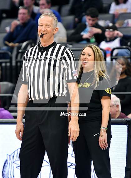 Thumbnail 2 in Vanden vs. Lincoln (CIF SJS D3 Final) photogallery.