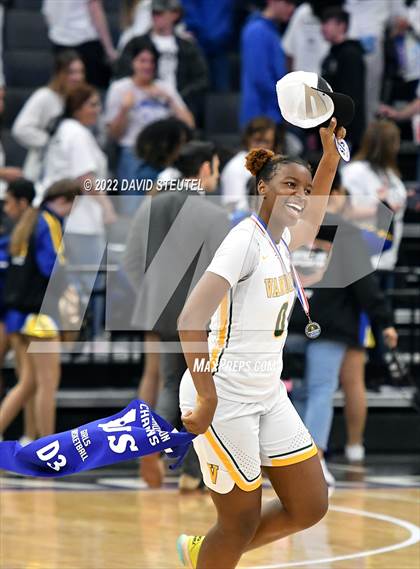 Thumbnail 1 in Vanden vs. Lincoln (CIF SJS D3 Final) photogallery.