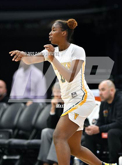 Thumbnail 1 in Vanden vs. Lincoln (CIF SJS D3 Final) photogallery.