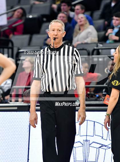 Thumbnail 1 in Vanden vs. Lincoln (CIF SJS D3 Final) photogallery.