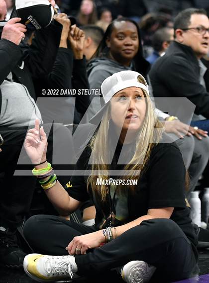 Thumbnail 3 in Vanden vs. Lincoln (CIF SJS D3 Final) photogallery.