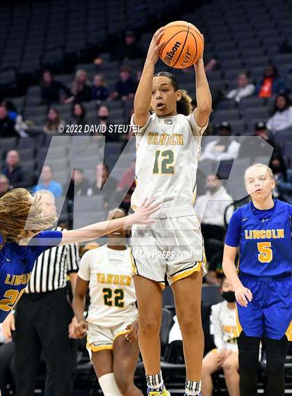 Thumbnail 1 in Vanden vs. Lincoln (CIF SJS D3 Final) photogallery.