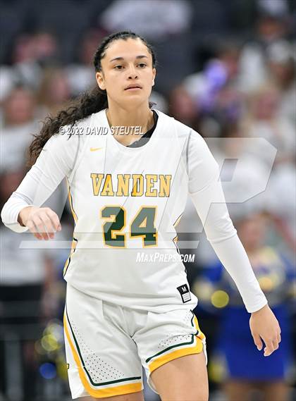 Thumbnail 2 in Vanden vs. Lincoln (CIF SJS D3 Final) photogallery.