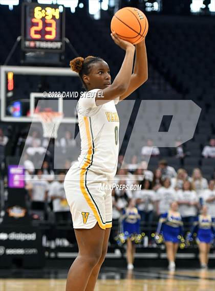 Thumbnail 1 in Vanden vs. Lincoln (CIF SJS D3 Final) photogallery.