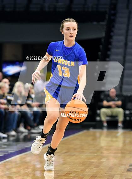 Thumbnail 3 in Vanden vs. Lincoln (CIF SJS D3 Final) photogallery.