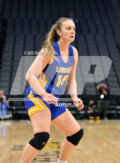 Thumbnail 3 in Vanden vs. Lincoln (CIF SJS D3 Final) photogallery.