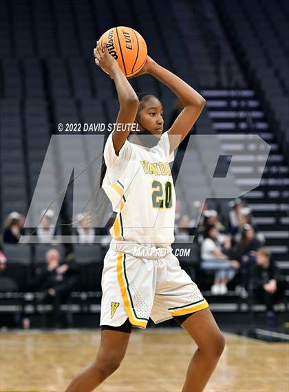 Thumbnail 3 in Vanden vs. Lincoln (CIF SJS D3 Final) photogallery.