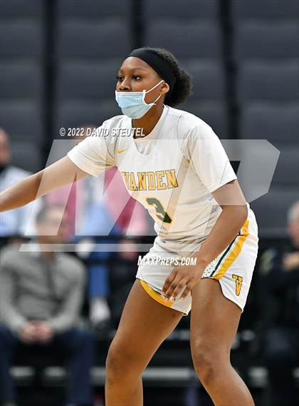 Thumbnail 2 in Vanden vs. Lincoln (CIF SJS D3 Final) photogallery.