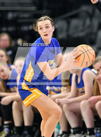 Thumbnail 2 in Vanden vs. Lincoln (CIF SJS D3 Final) photogallery.