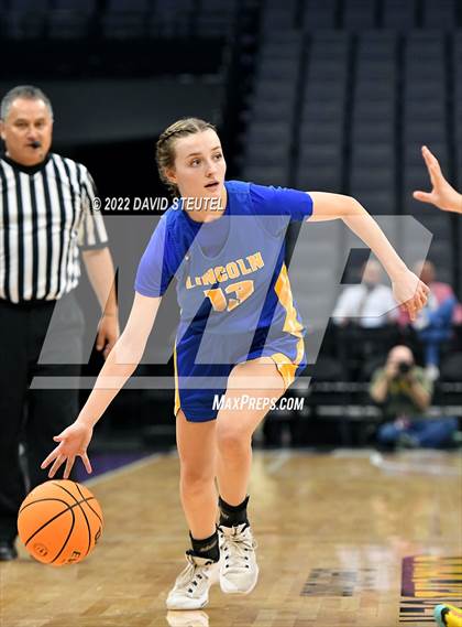 Thumbnail 1 in Vanden vs. Lincoln (CIF SJS D3 Final) photogallery.