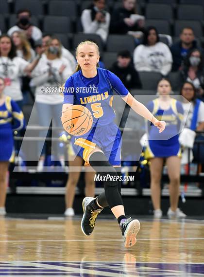 Thumbnail 2 in Vanden vs. Lincoln (CIF SJS D3 Final) photogallery.