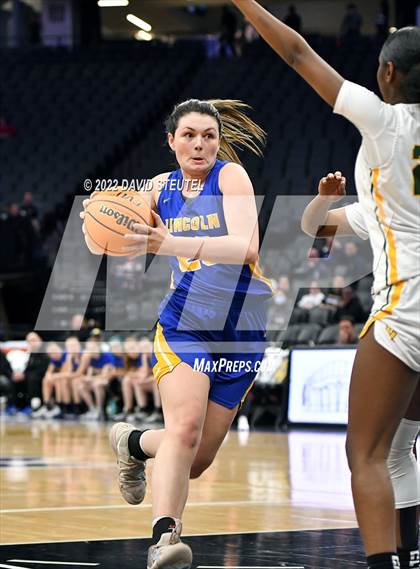 Thumbnail 1 in Vanden vs. Lincoln (CIF SJS D3 Final) photogallery.