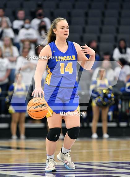 Thumbnail 3 in Vanden vs. Lincoln (CIF SJS D3 Final) photogallery.