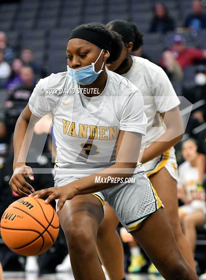 Thumbnail 1 in Vanden vs. Lincoln (CIF SJS D3 Final) photogallery.