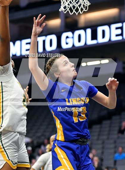 Thumbnail 3 in Vanden vs. Lincoln (CIF SJS D3 Final) photogallery.