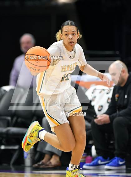 Thumbnail 1 in Vanden vs. Lincoln (CIF SJS D3 Final) photogallery.