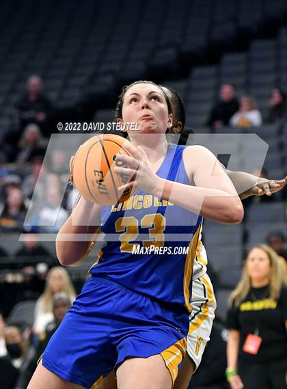 Thumbnail 3 in Vanden vs. Lincoln (CIF SJS D3 Final) photogallery.
