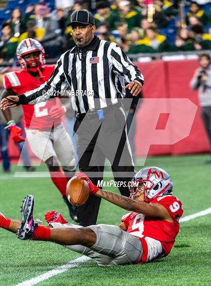 Thumbnail 1 in King Philip Regional vs. Catholic Memorial (MIAA Division 2 Final) photogallery.