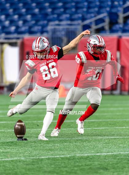 Thumbnail 3 in King Philip Regional vs. Catholic Memorial (MIAA Division 2 Final) photogallery.