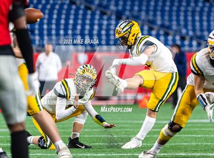 Thumbnail 2 in King Philip Regional vs. Catholic Memorial (MIAA Division 2 Final) photogallery.