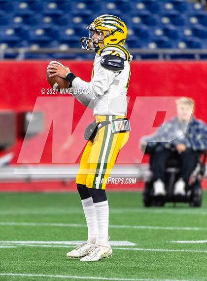 Thumbnail 3 in King Philip Regional vs. Catholic Memorial (MIAA Division 2 Final) photogallery.