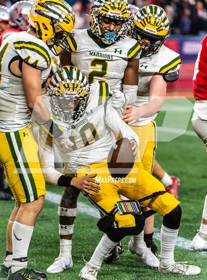 Thumbnail 3 in King Philip Regional vs. Catholic Memorial (MIAA Division 2 Final) photogallery.
