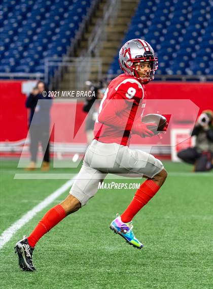Thumbnail 2 in King Philip Regional vs. Catholic Memorial (MIAA Division 2 Final) photogallery.