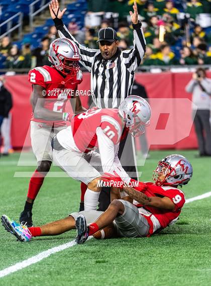 Thumbnail 3 in King Philip Regional vs. Catholic Memorial (MIAA Division 2 Final) photogallery.