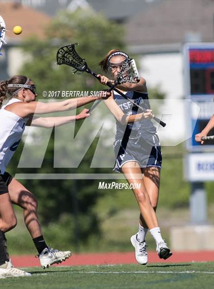 Thumbnail 1 in Pittsford vs. Frontier (NYSPHSAA Class A Regional) photogallery.