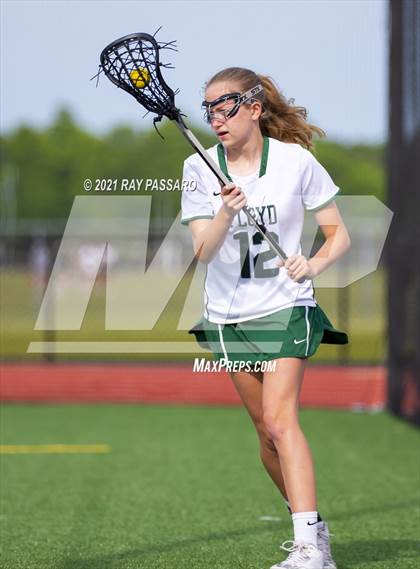 Thumbnail 1 in Walt Whitman vs William Floyd photogallery.
