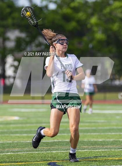 Thumbnail 2 in Walt Whitman vs William Floyd photogallery.