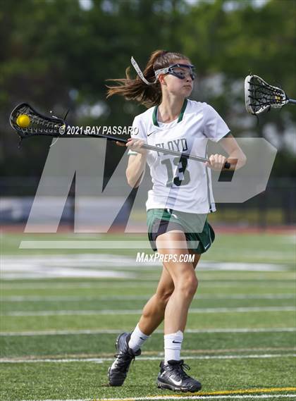 Thumbnail 1 in Walt Whitman vs William Floyd photogallery.