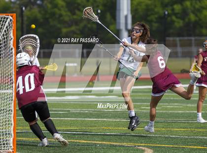 Thumbnail 1 in Walt Whitman vs William Floyd photogallery.