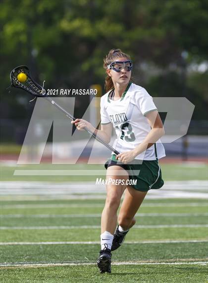 Thumbnail 1 in Walt Whitman vs William Floyd photogallery.