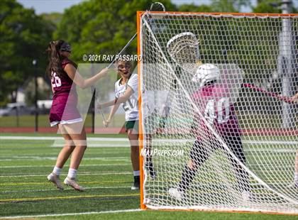 Thumbnail 1 in Walt Whitman vs William Floyd photogallery.